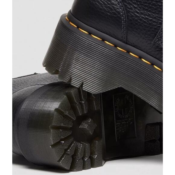 DR. MARTENS DEVON FLOWER BUCKLE LEATHER PLATFORM BOOTS Sz 7 LADIES - Picture 7 of 9